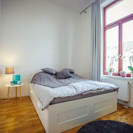**traumhafte City-wohnung // 120qm // 4-raeume** * Lipsko