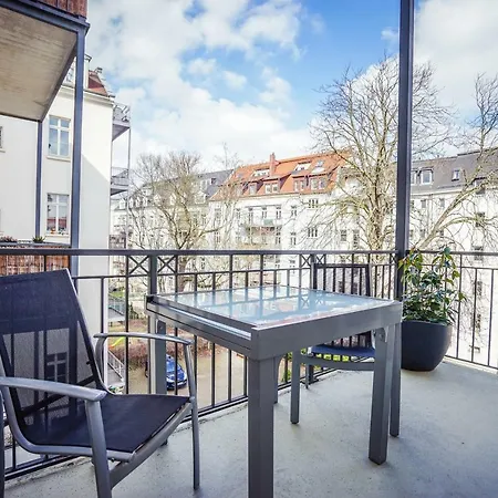 **traumhafte City-wohnung // 120qm // 4-raeume** * Lipsko